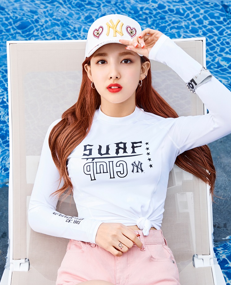 Twice S Swim Wear Photos Korea Dispatch